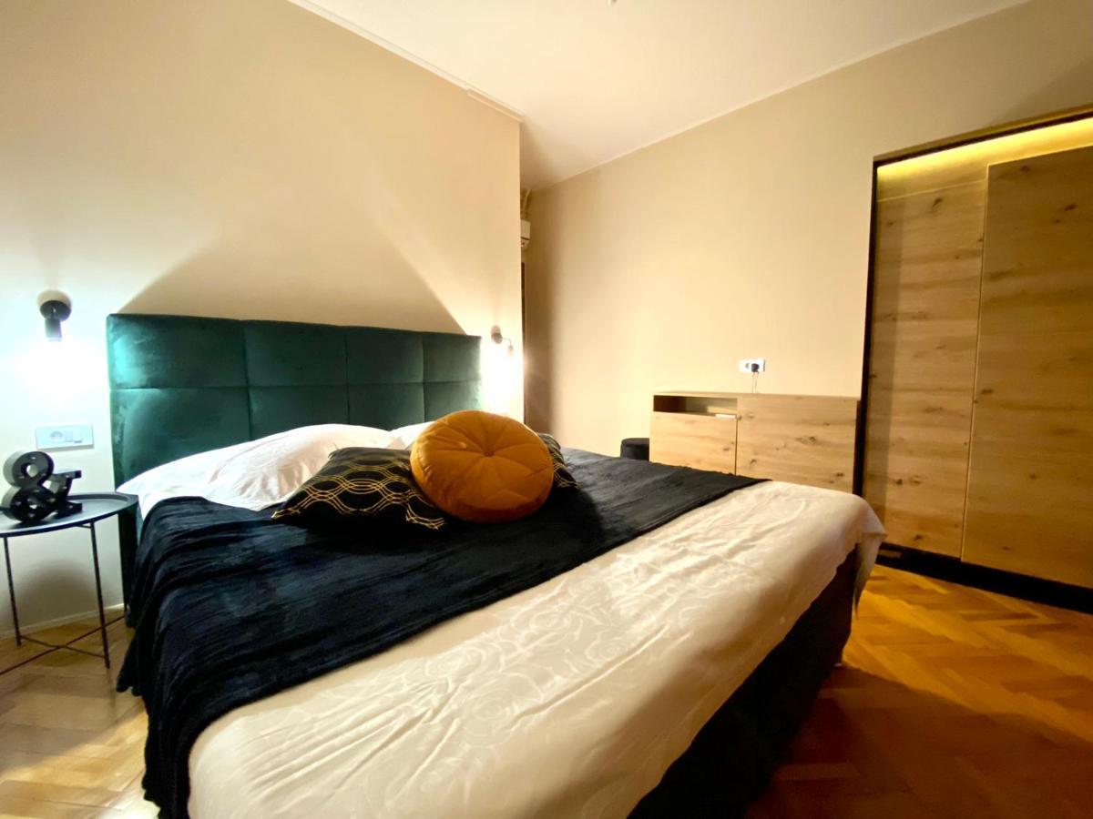 Apartements And Rooms Next To The Sea - Belveder Rab Супетарска-Драга Экстерьер фото